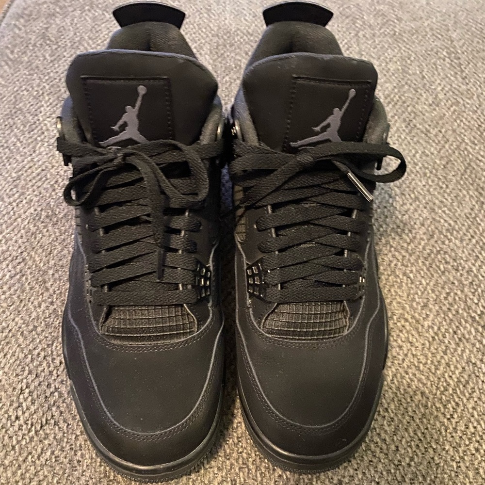 Jordan 4 Black Cat Size 10 Great Condition